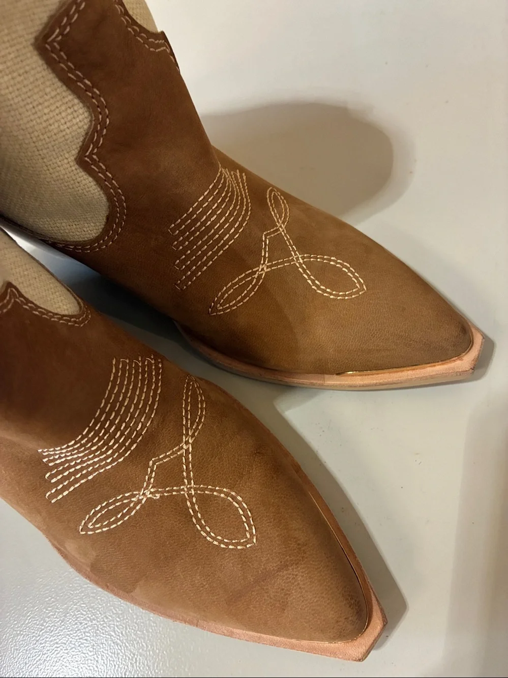 Dolce Vita Nashe Brown and Cream Western Ankle Boots, 6.5 - Picture 5 of 8